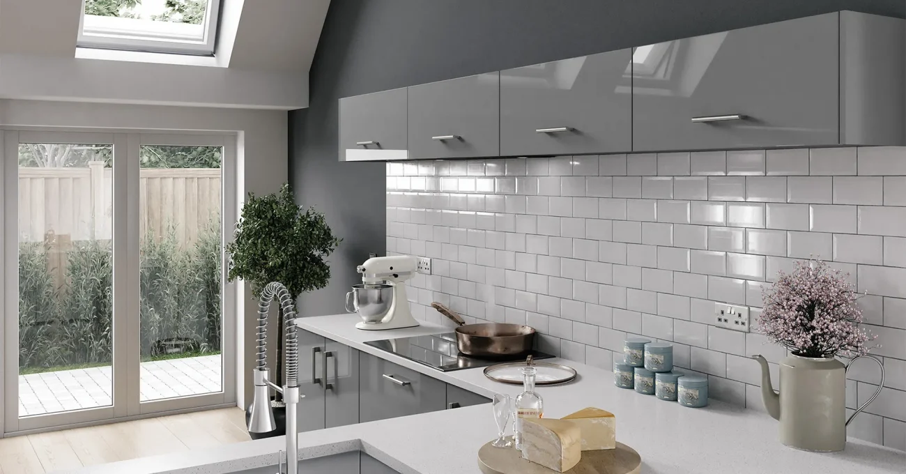 Varano-Gloss-Vivo Gloss_Dust Grey_Cameo_RGB_WEB