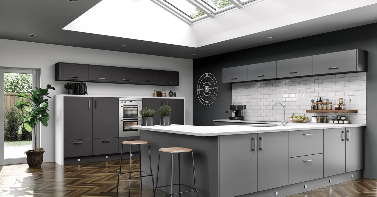 Varano-Matt-Vivo Matt_Dust Grey and Anthracite_Main_RGB_WEB
