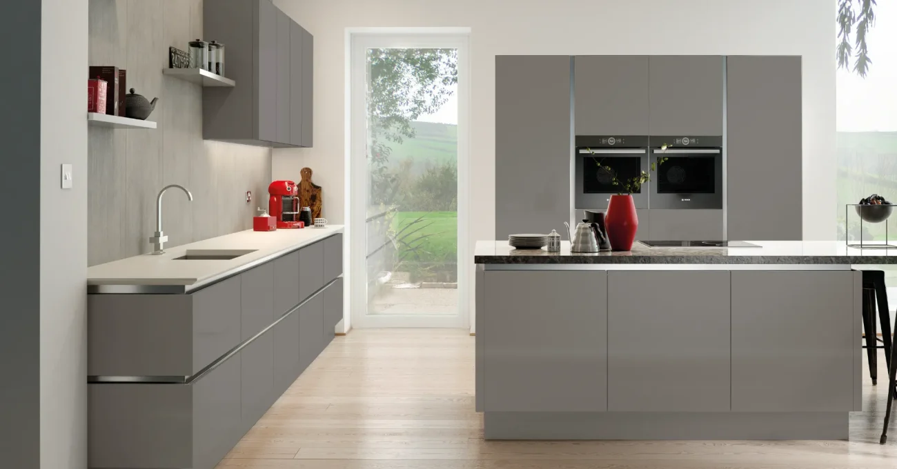 Varano_Gloss_Vero_DustGrey_WEB