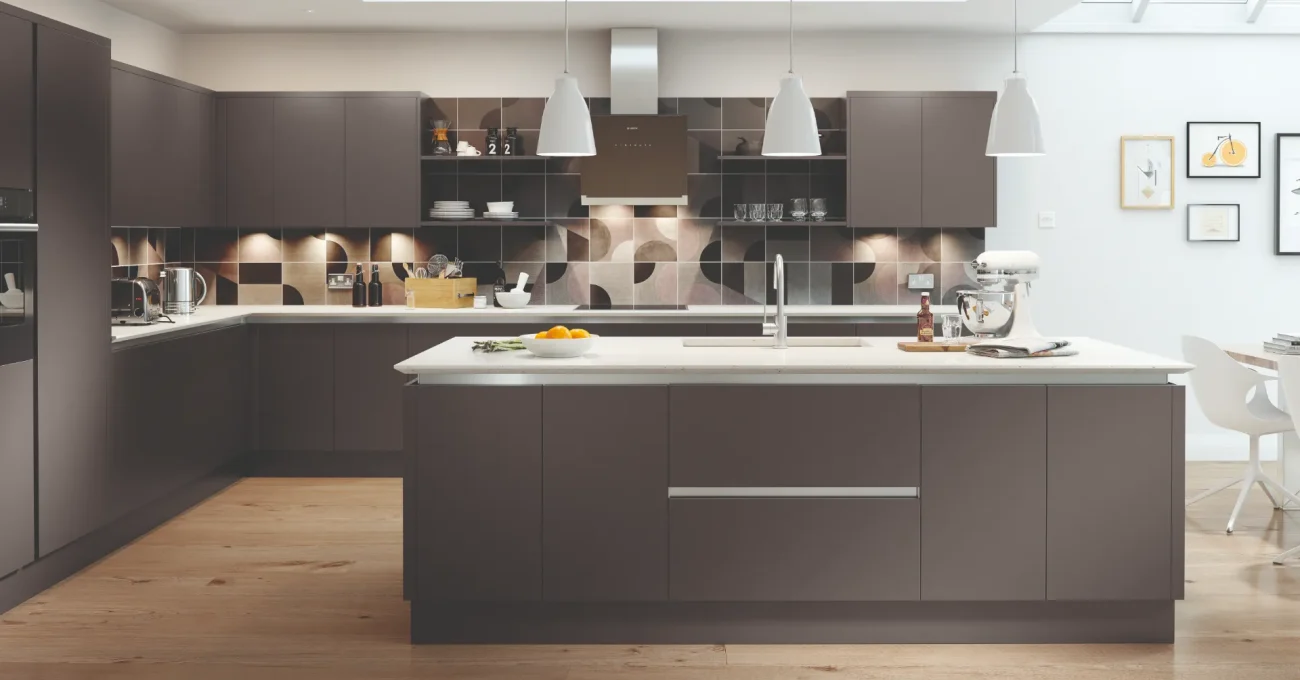 Varano_Matt Anthracite for Vero_WEB